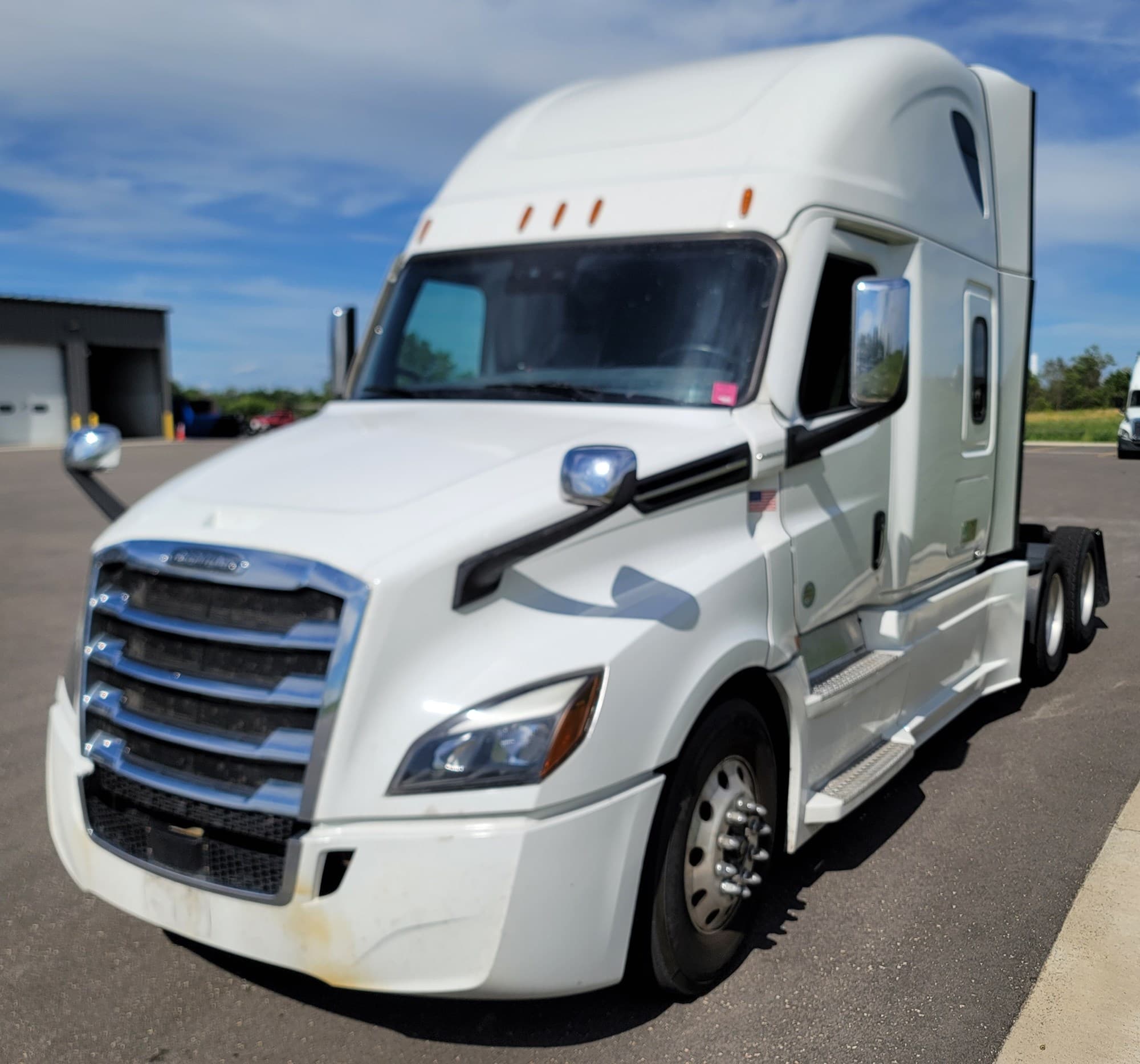 2023 Freightliner CASCADIA 126 PT126SLP - Photo 1