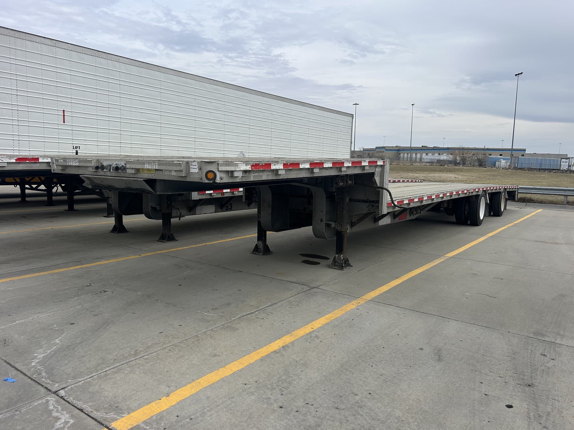 2013 Reitnouer FLATBED - Photo 1