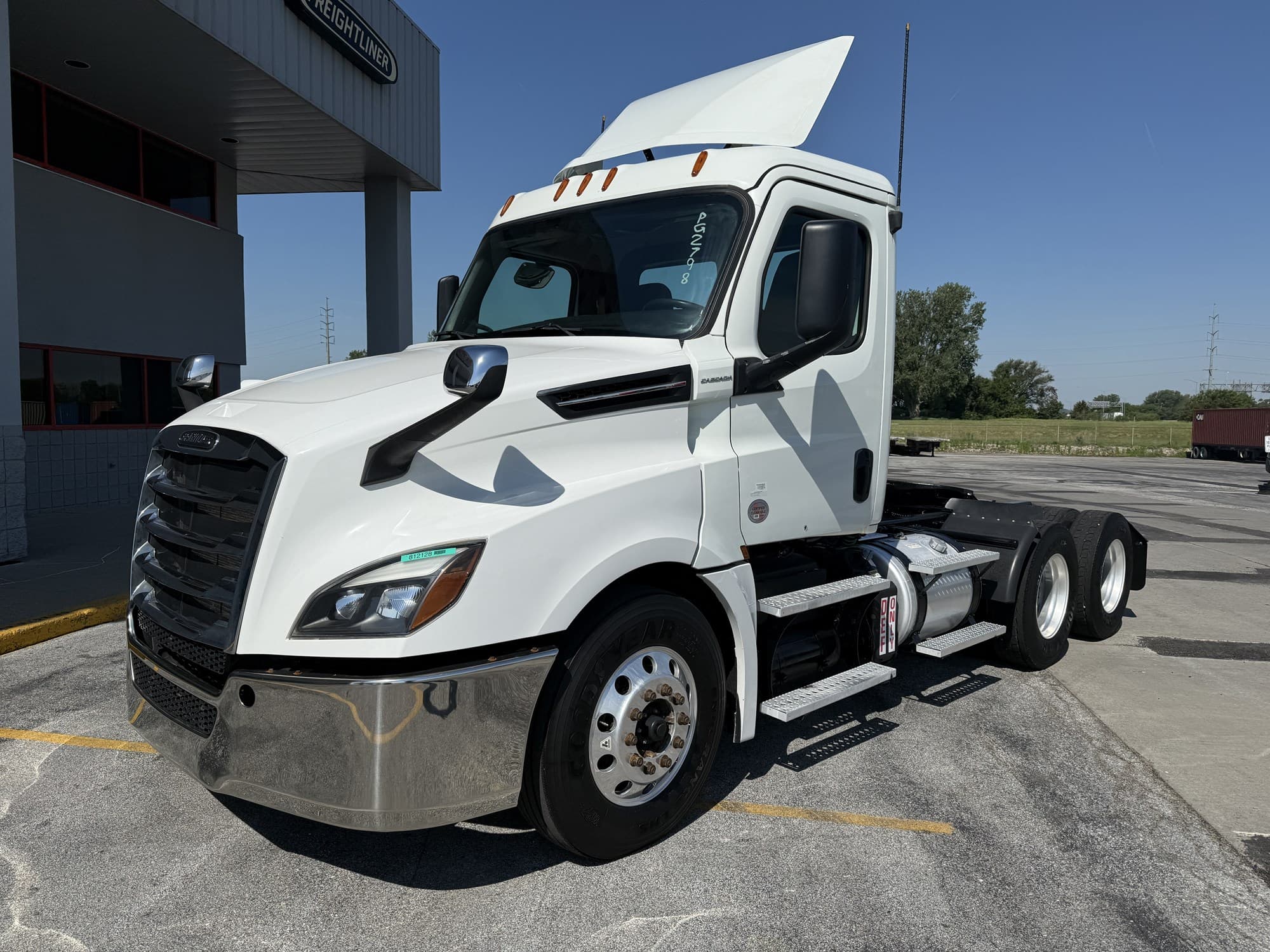 2019 Freightliner CASCADIA 126 - Photo 1