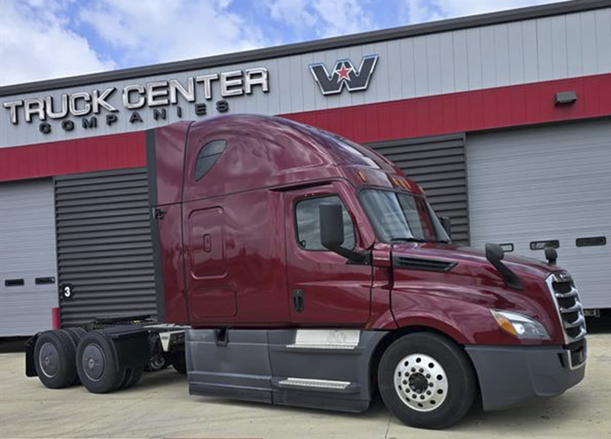 2021 Freightliner CASCADIA 126 PT126SLP - Photo 1