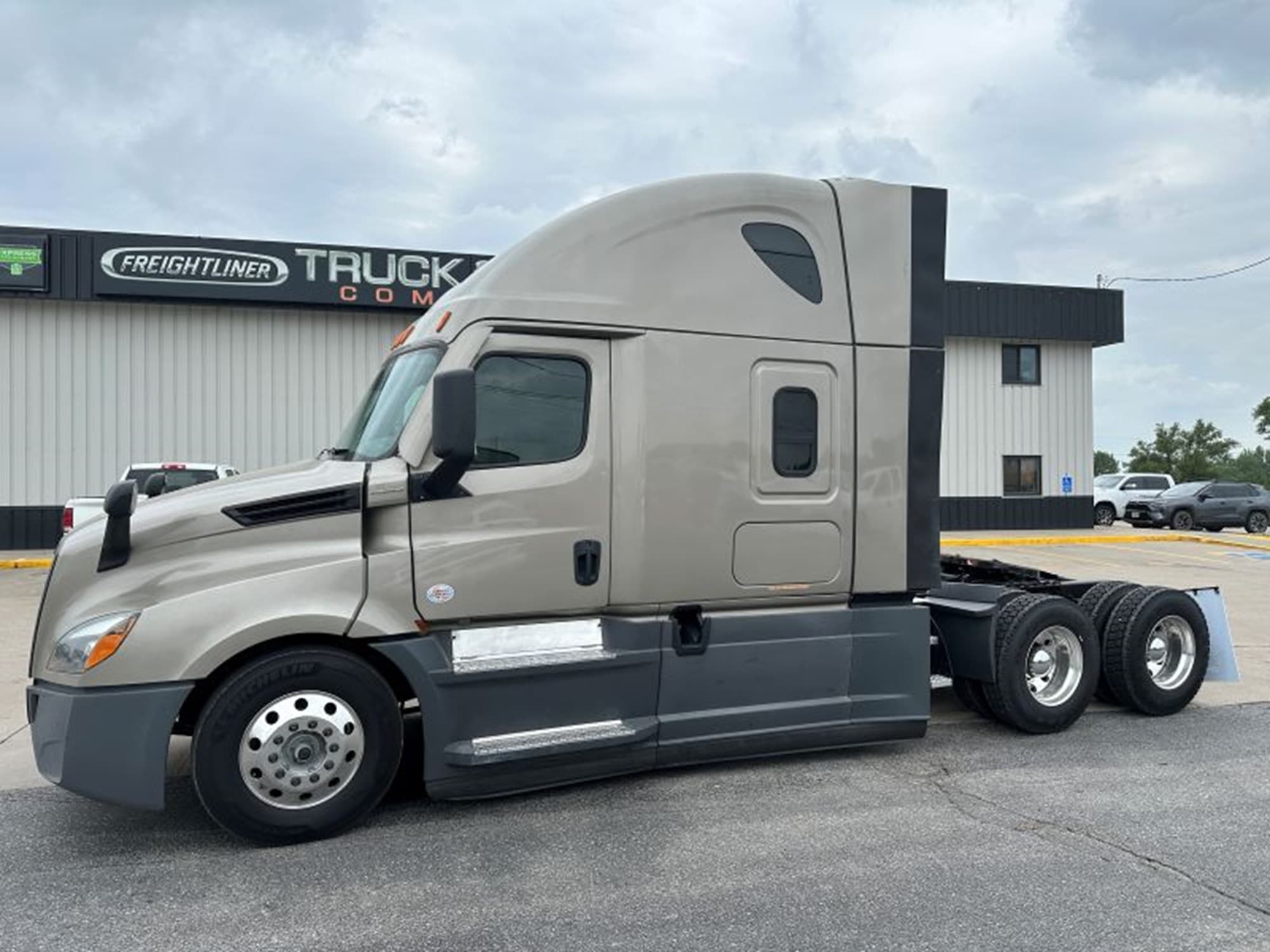 2024 Freightliner CASCADIA 126 PT126SLP - Photo 1