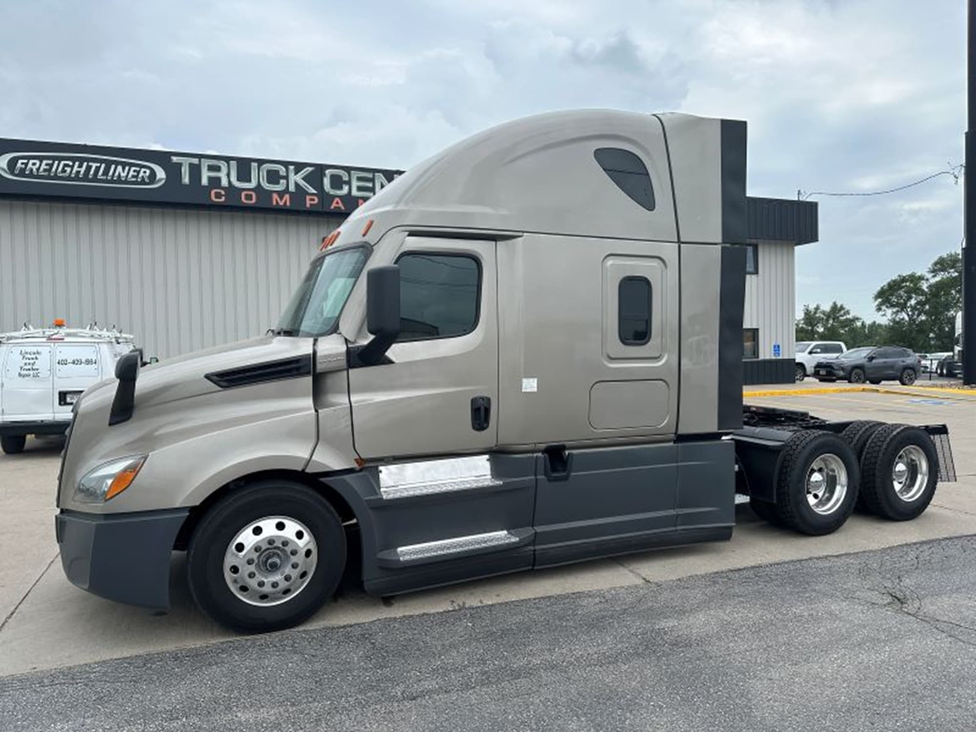 2024 Freightliner CASCADIA 126 PT126SLP - Photo 1